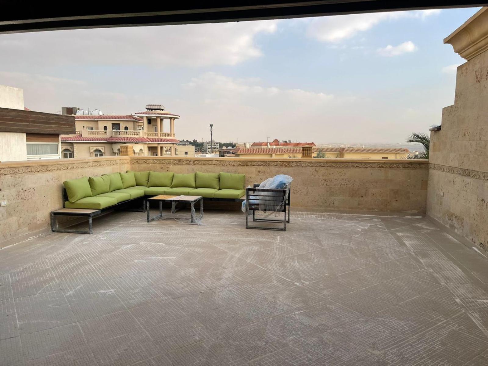 Twin House In West Golf Compound Fifth Settlement Royal Apartment