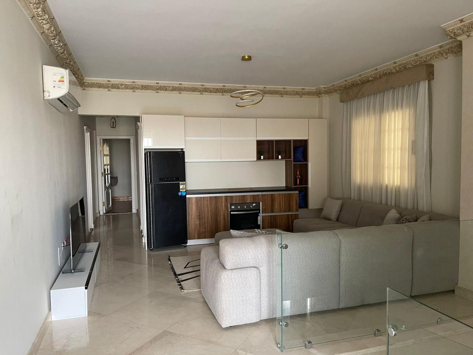 Twin House In West Golf Compound Fifth Settlement Royal Apartment *